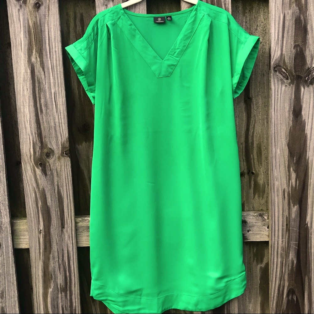 Green midi dress. Size S.
